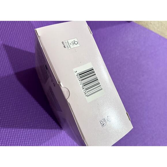 $140 it Cosmetics Skincare Set: face cleanser, Confidence eye cream moisturizer - Picture 5 of 5